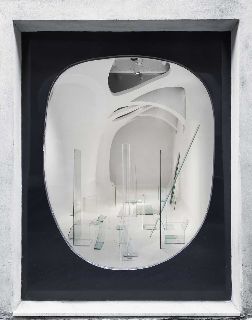 Michela de Mattei, 'Ingombri#IN', 2014, installation view at Ex Elettrofonica. Photo M3Studio. Image courtesy Ex Elettrofonica.
